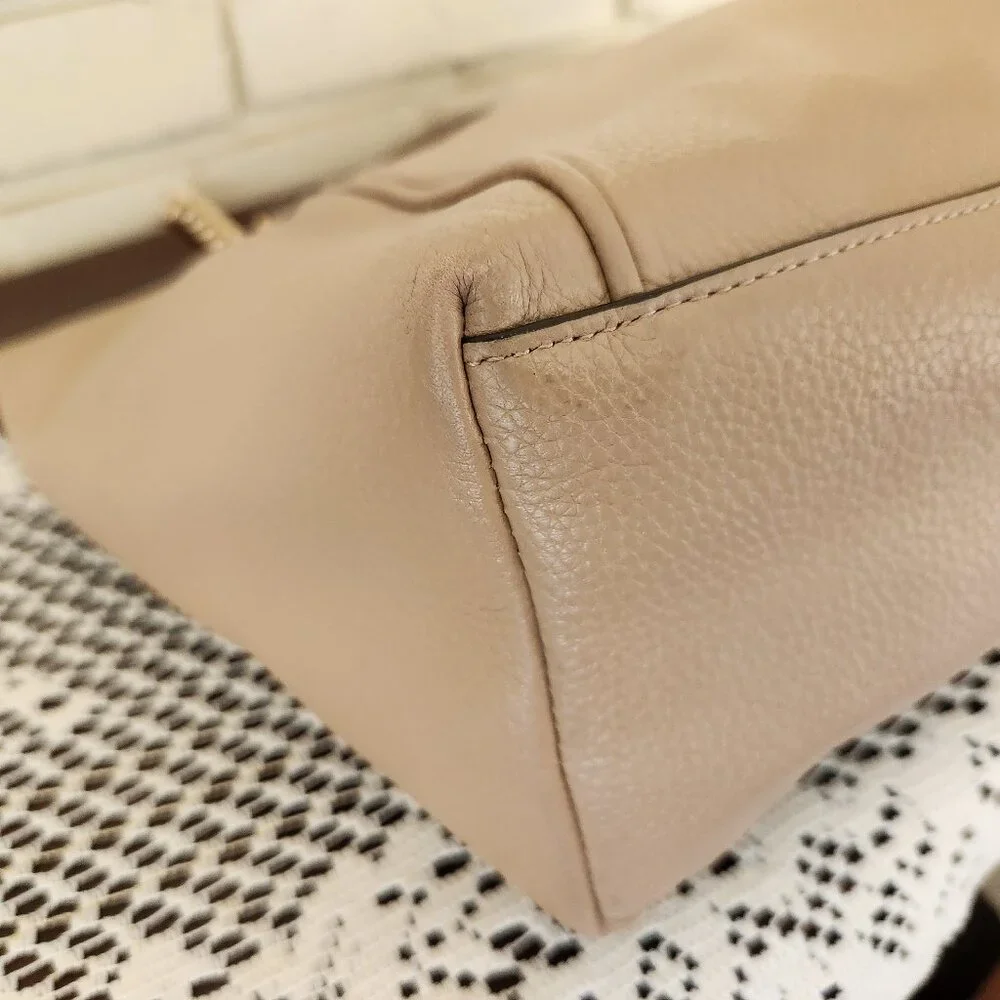 Euc Coach Ava Beige/Tan Gold Chain Shoulder Bag Purse